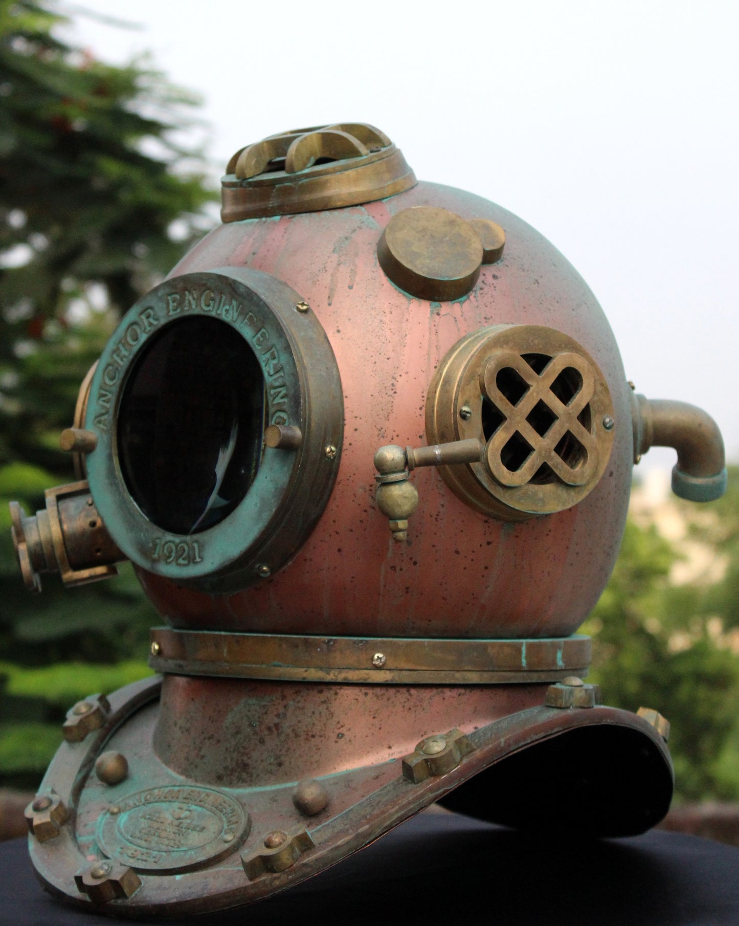 WAKHRZ ( Mark V ) Vintage American US – Navy Diving Helmet.