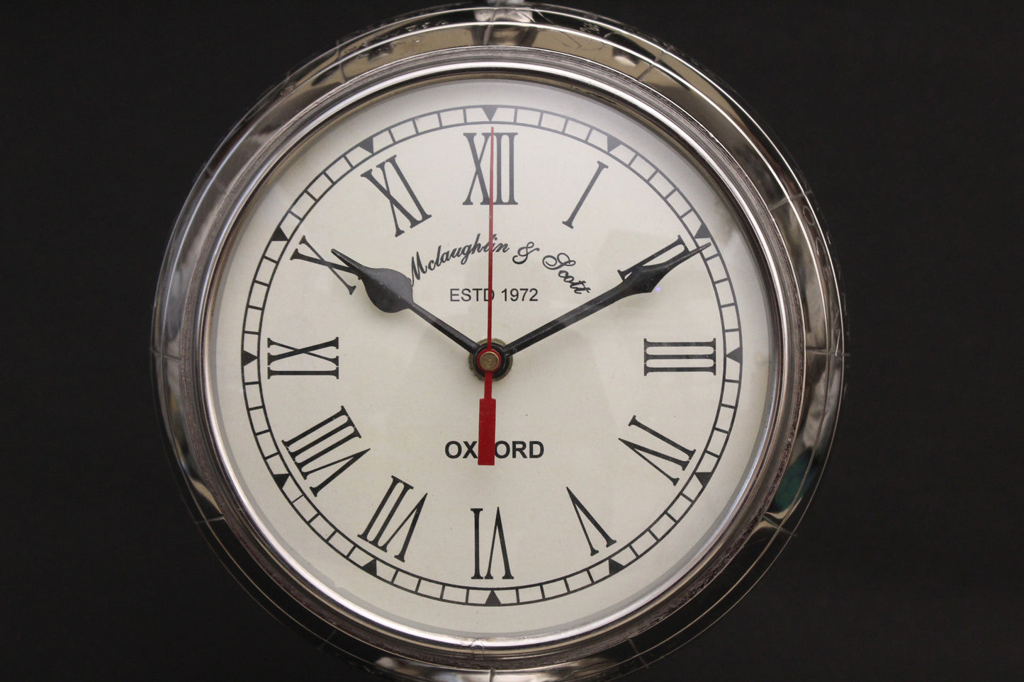 WAKHRZ Desk Globe Clock.