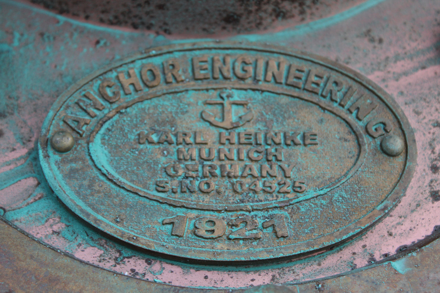 WAKHRZ ( Mark V ) Vintage American US – Navy Diving Helmet.