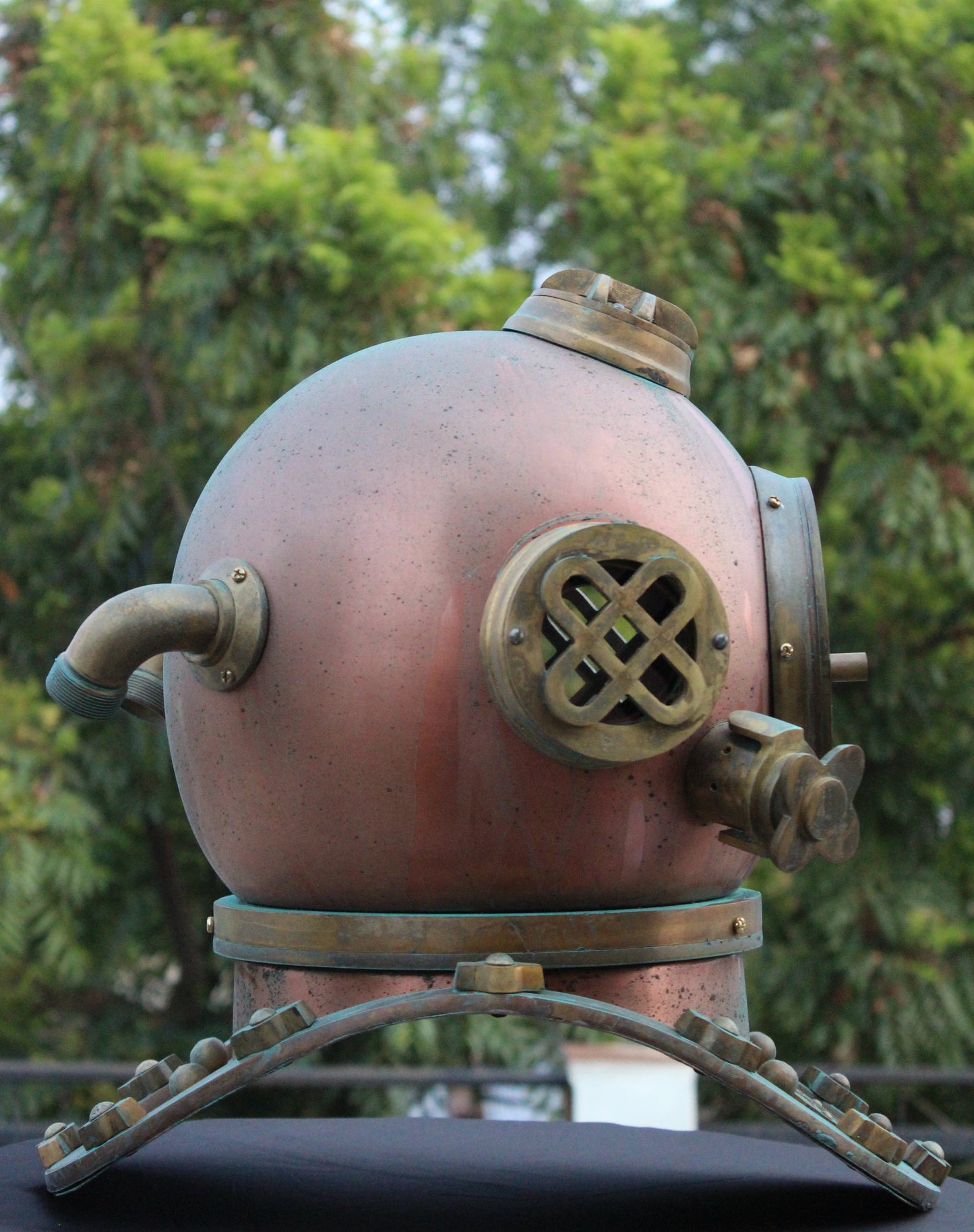 WAKHRZ ( Mark V ) Vintage American US – Navy Diving Helmet.