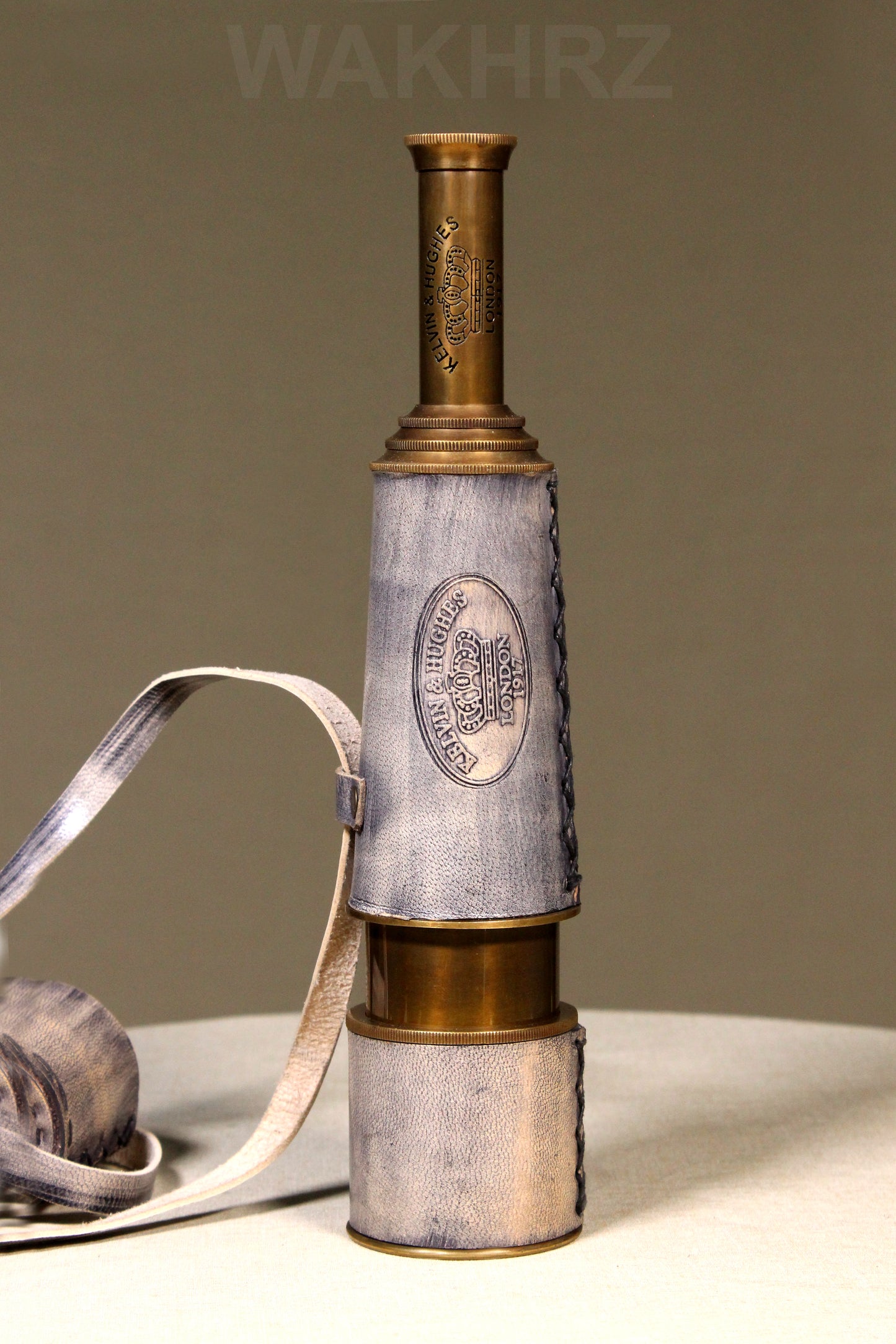 WAKHRZ LONDON 1917 KELVIN & HUGHES TELESCOPE WITH LEATHER FITTED BOX.