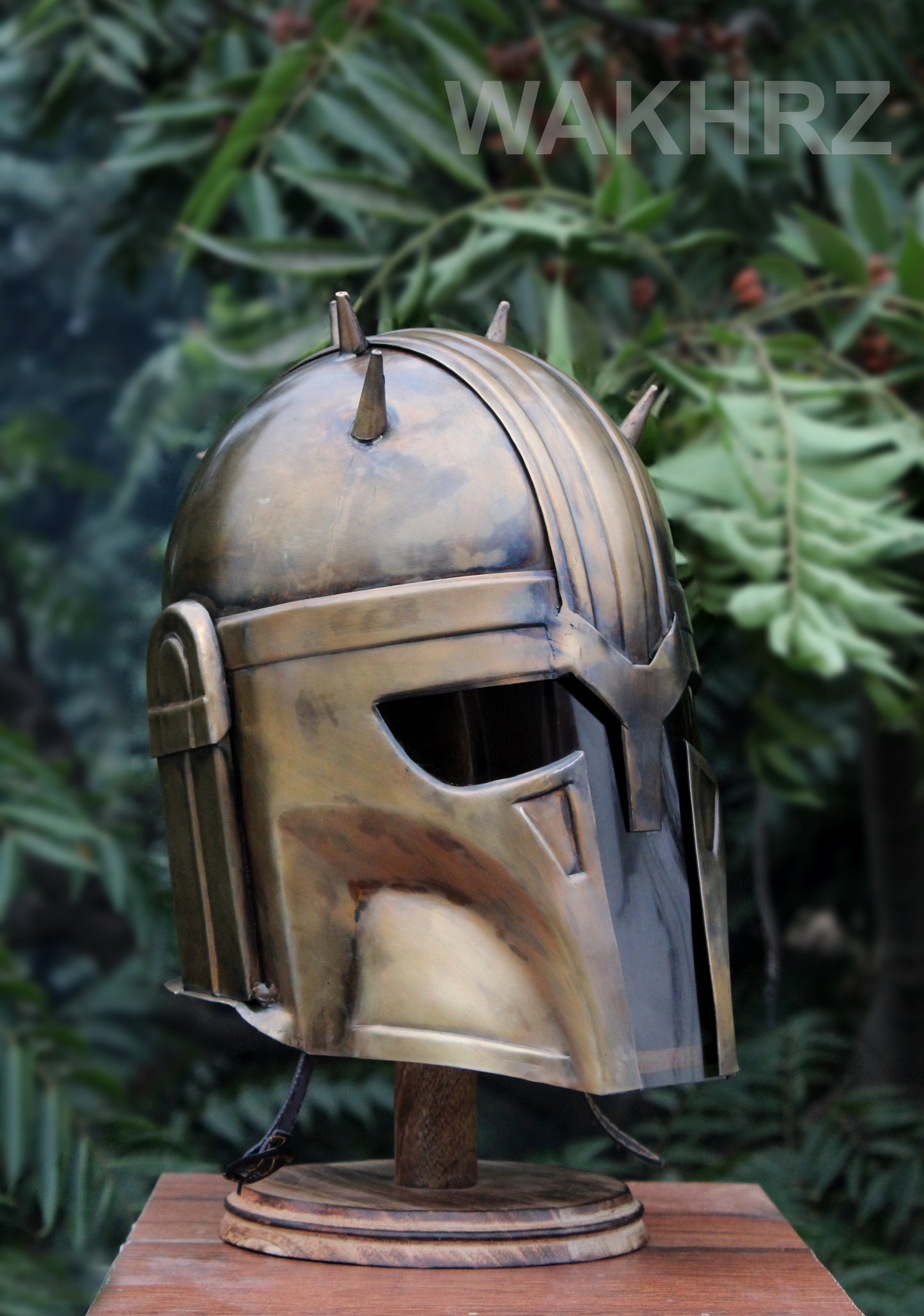 WAKHRZ MANDOLORIAN STAR WAR COSPLAY BOBA FETT HELMET WITH BASE.
