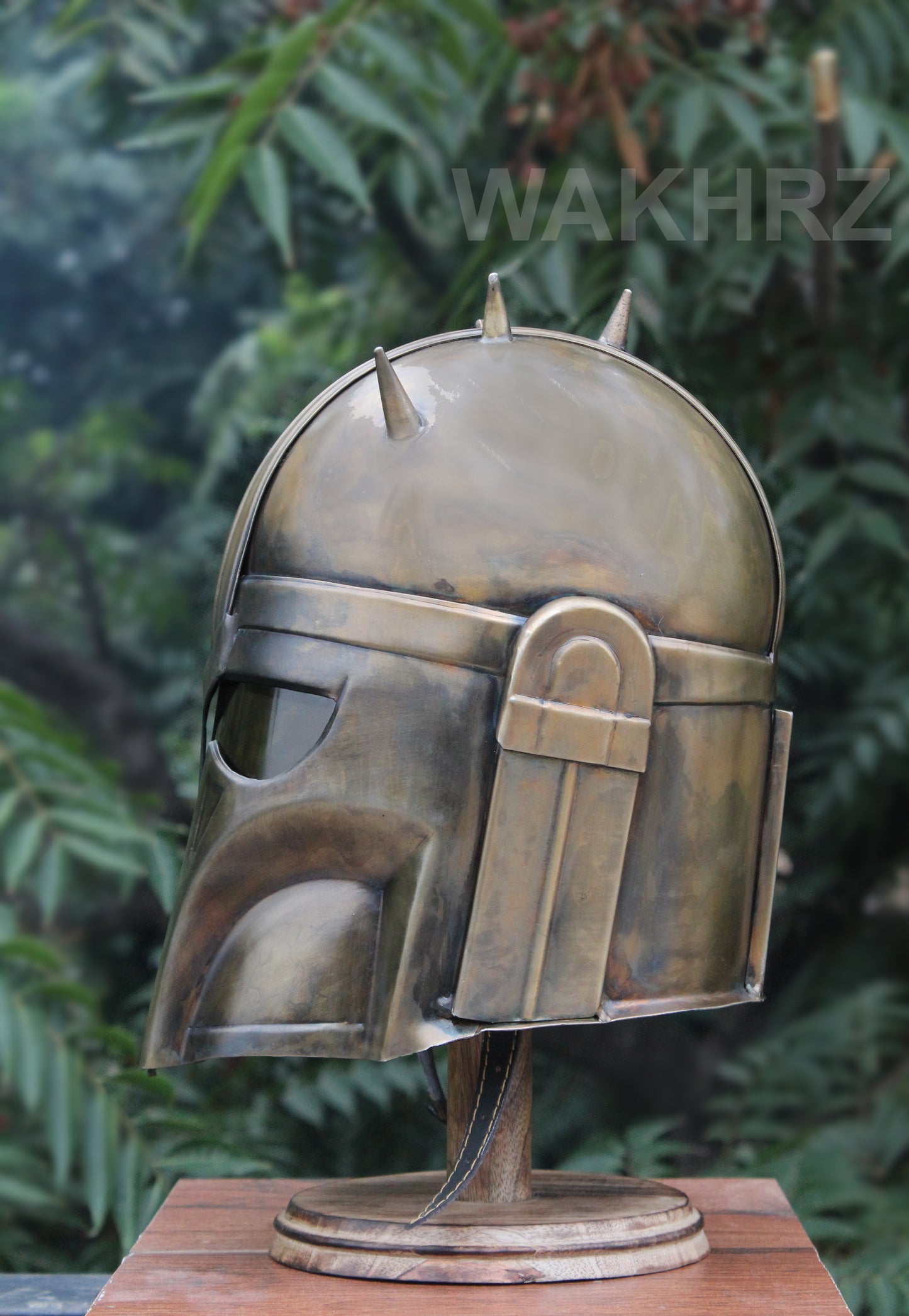 WAKHRZ MANDOLORIAN STAR WAR COSPLAY BOBA FETT HELMET WITH BASE.