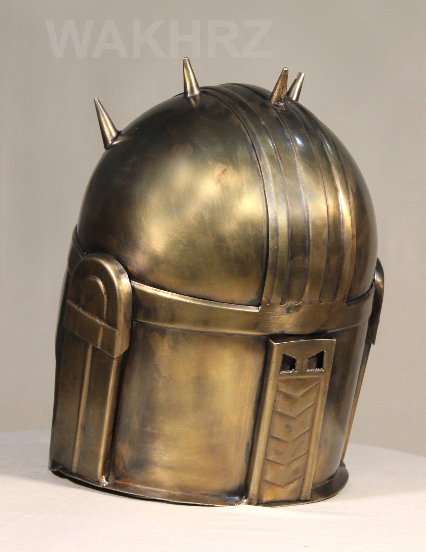 WAKHRZ MANDOLORIAN STAR WAR COSPLAY BOBA FETT HELMET WITH BASE.