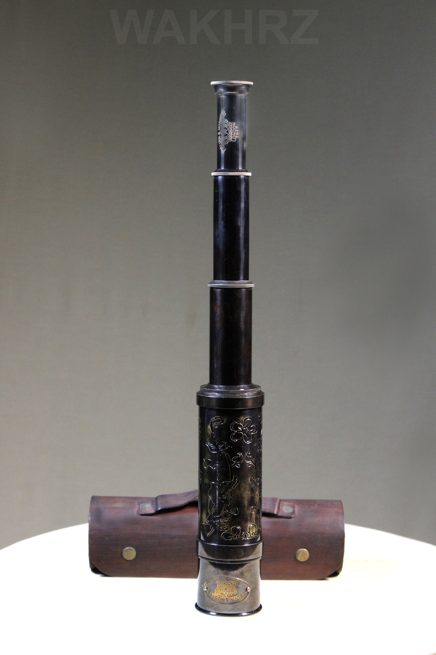 WAKHRZ BRASS SHINY BLACK LONDON 1917 TELESCOPE WITH LEATHER BOX.