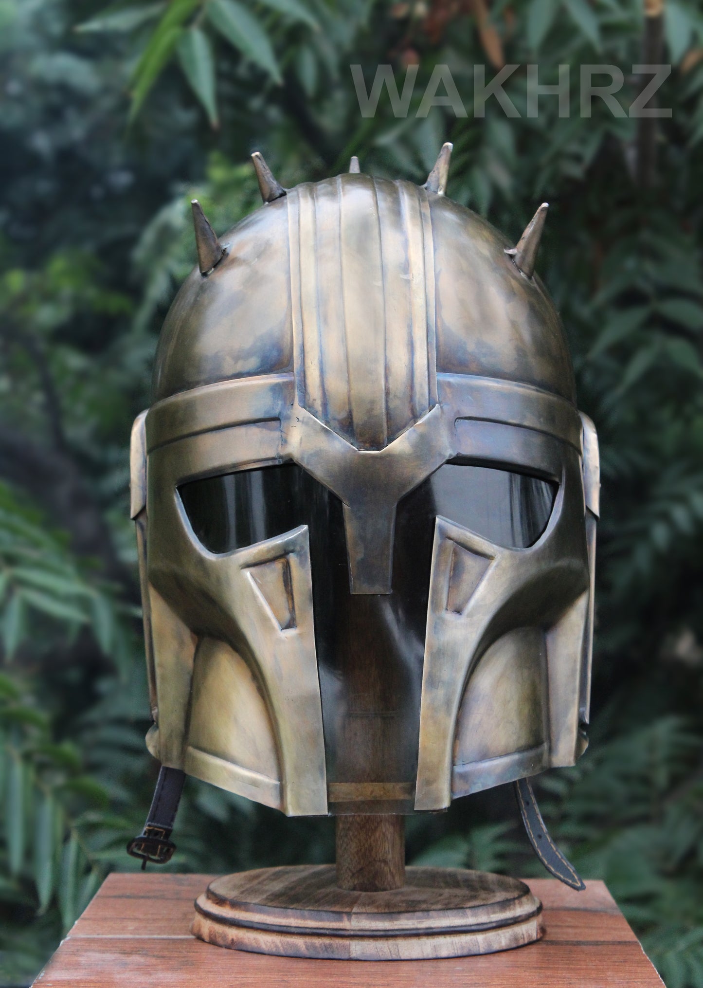 WAKHRZ MANDOLORIAN STAR WAR COSPLAY BOBA FETT HELMET WITH BASE.